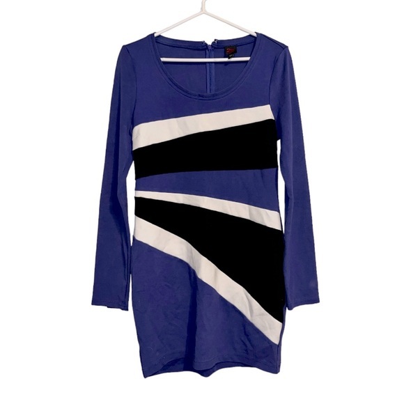 2B Bebe Dresses & Skirts - Y2K 2B Bebe Body Con Mini Dress Long Sleeve Color Block Zip Back Size Medium
